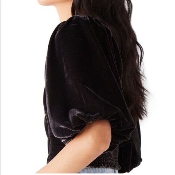 FREE PEOPLE Marie Velvet Open Back Crop Top Black - Medium NWT - Picture 6 of 8